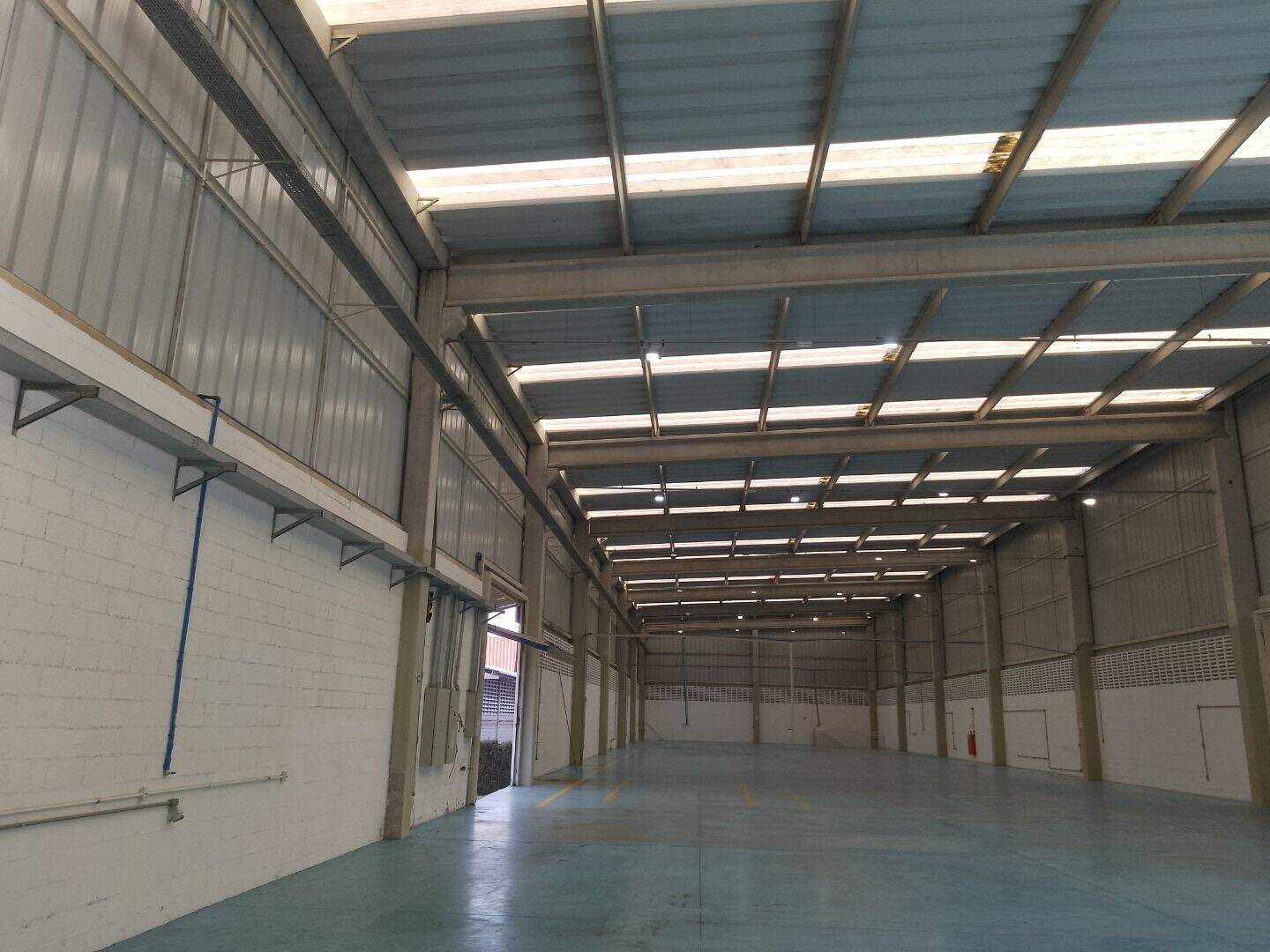 Galpão para aluguel no Setor Industrial: 