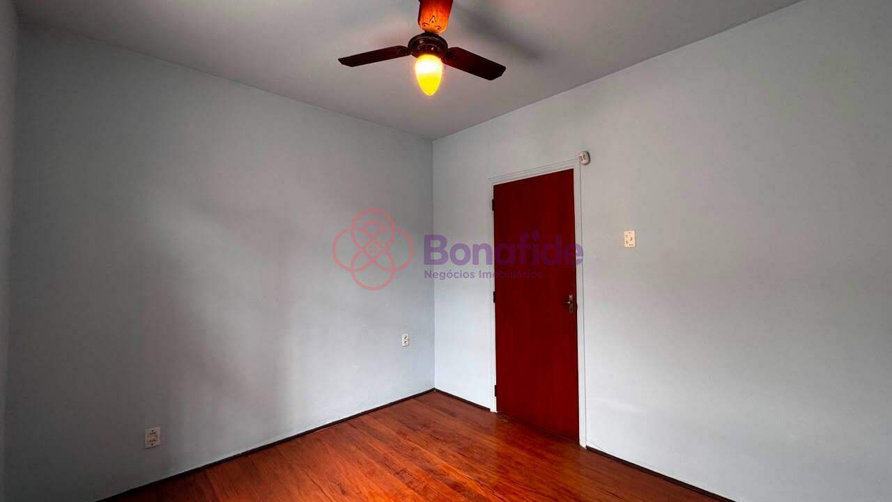 Casa à venda no Centro: 