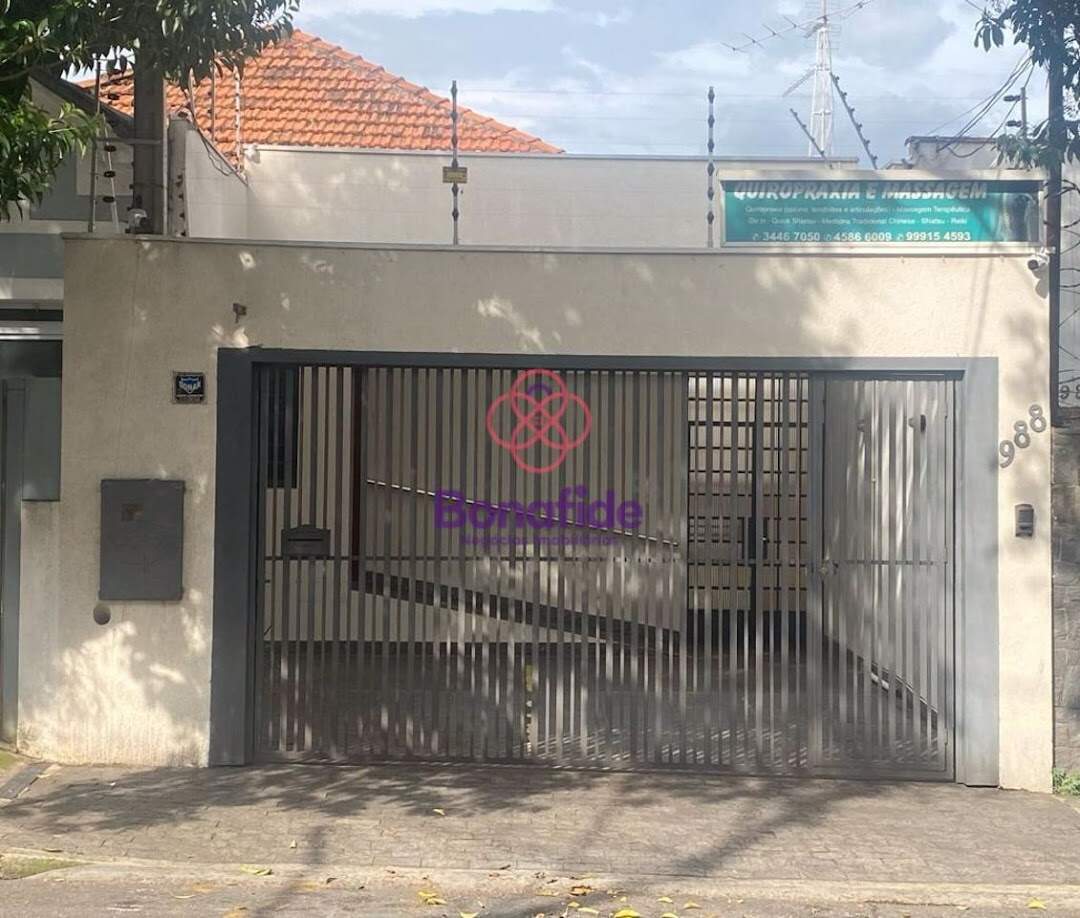 Casa à venda no Centro: 