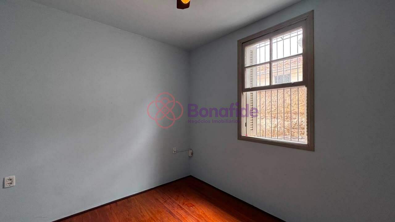 Casa à venda no Centro: 