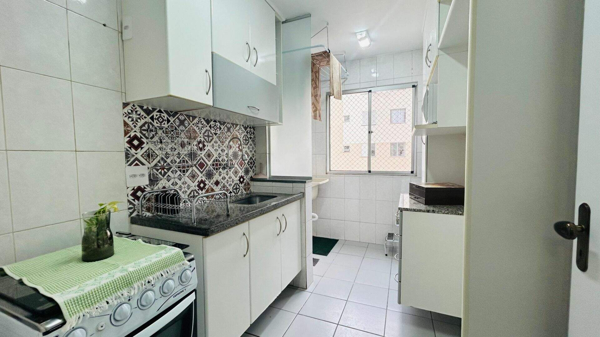 Apartamento para aluguel no Jardim Pitangueiras I: 