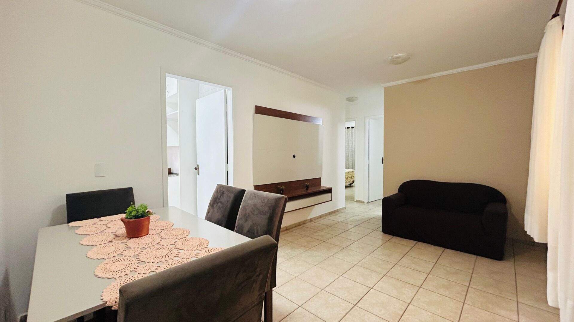 Apartamento para aluguel no Jardim Pitangueiras I: 