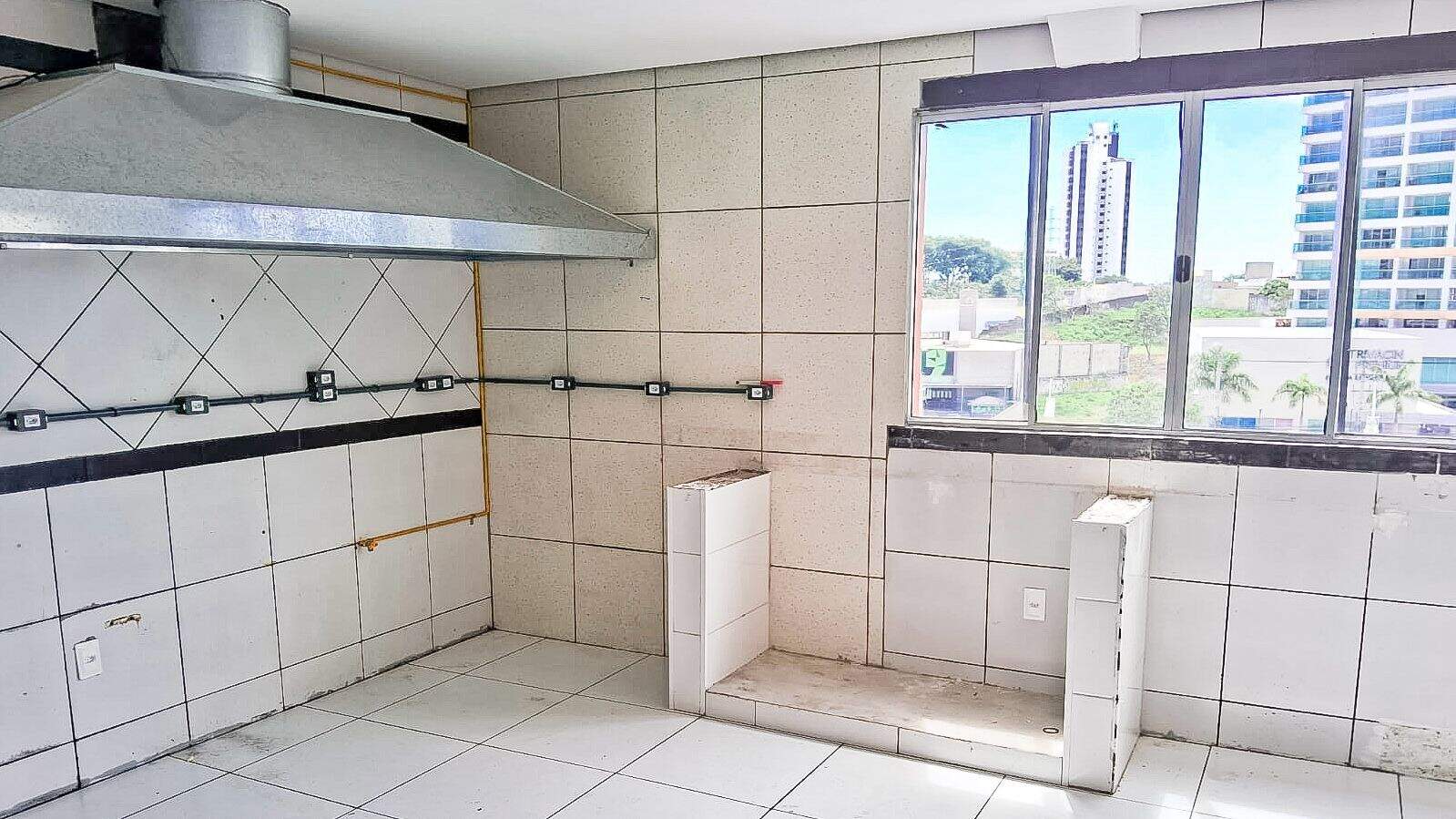 Salão para aluguel no Jardim Paulista I: 