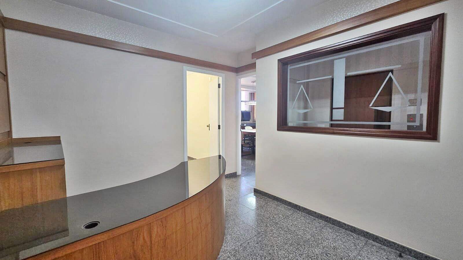 Sala para aluguel no Centro: 