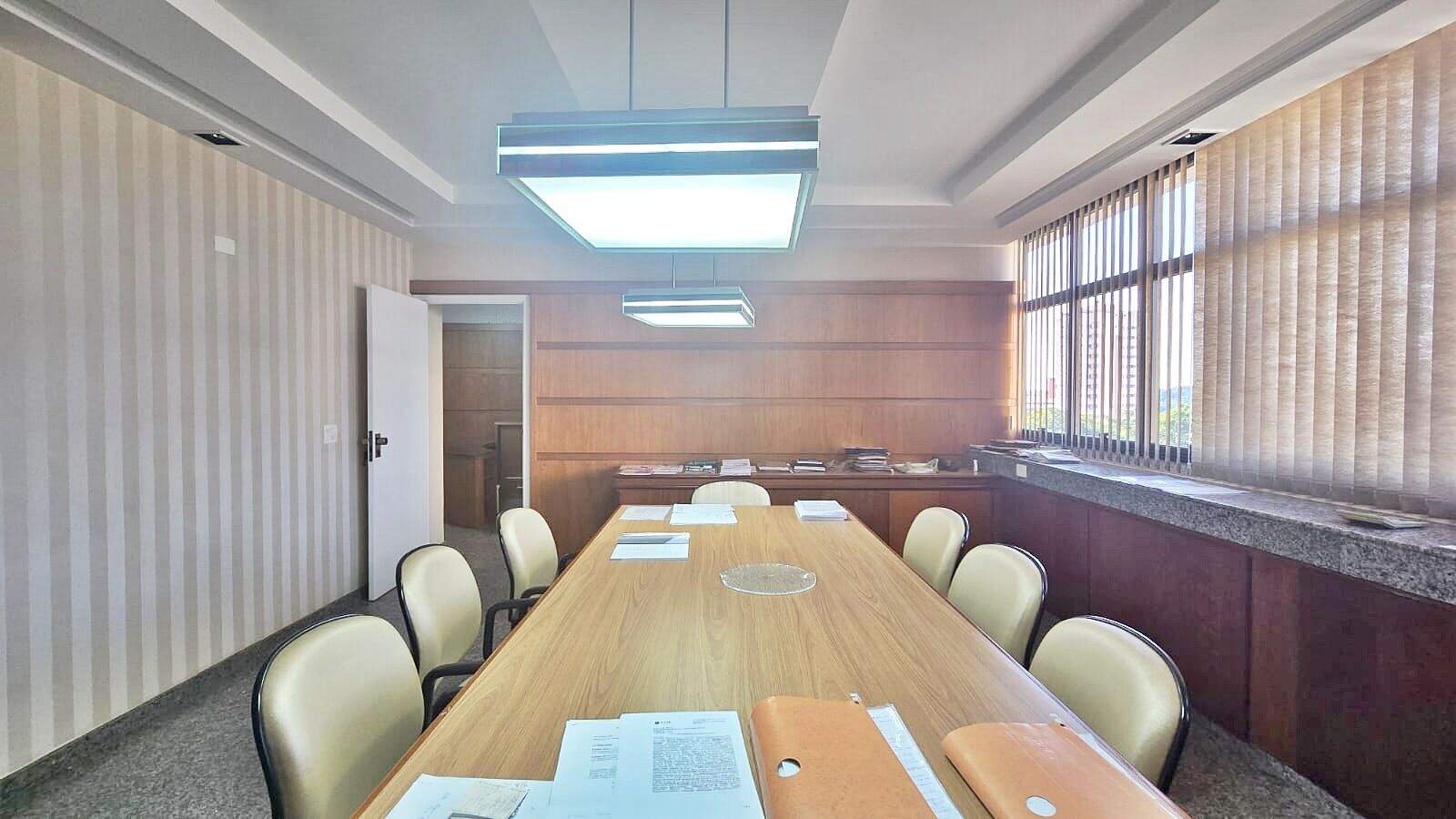 Sala para aluguel no Centro: 