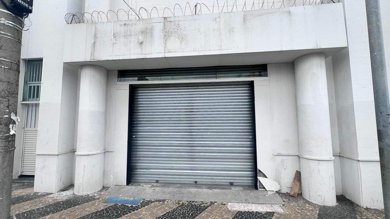 Salão para aluguel no Vila Santa Rosa: 