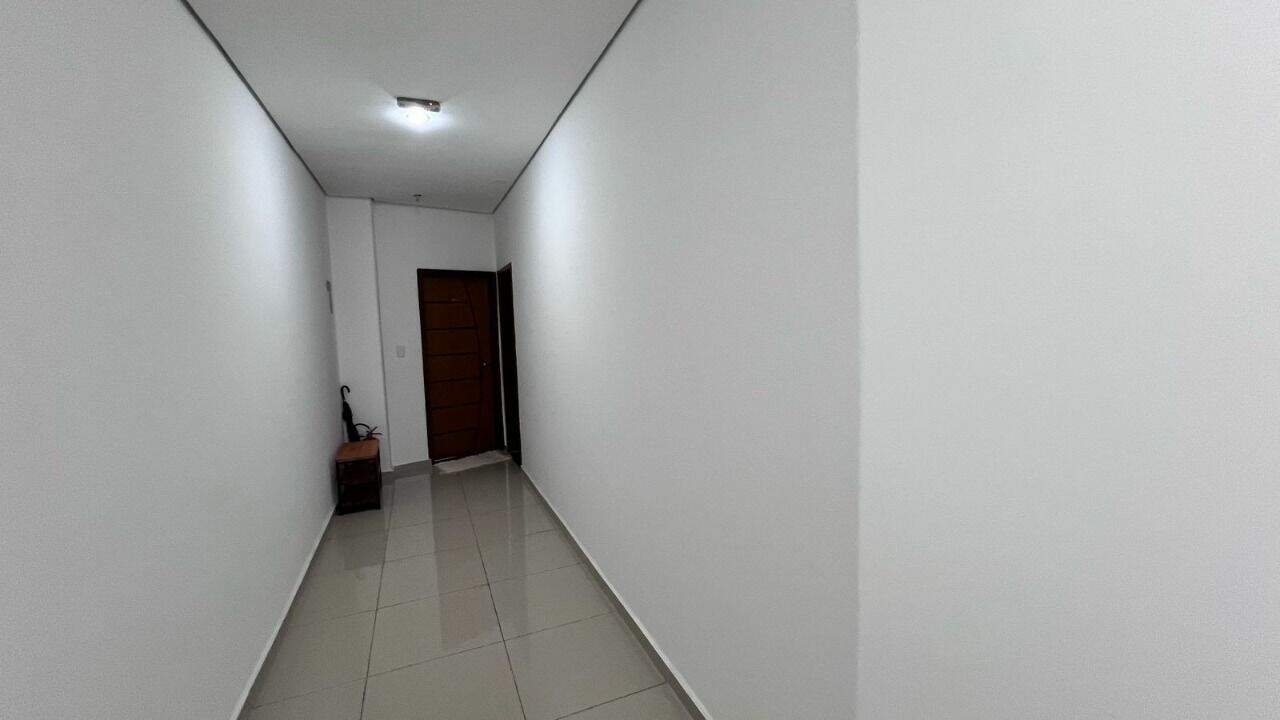 Sala para aluguel no Centro: 