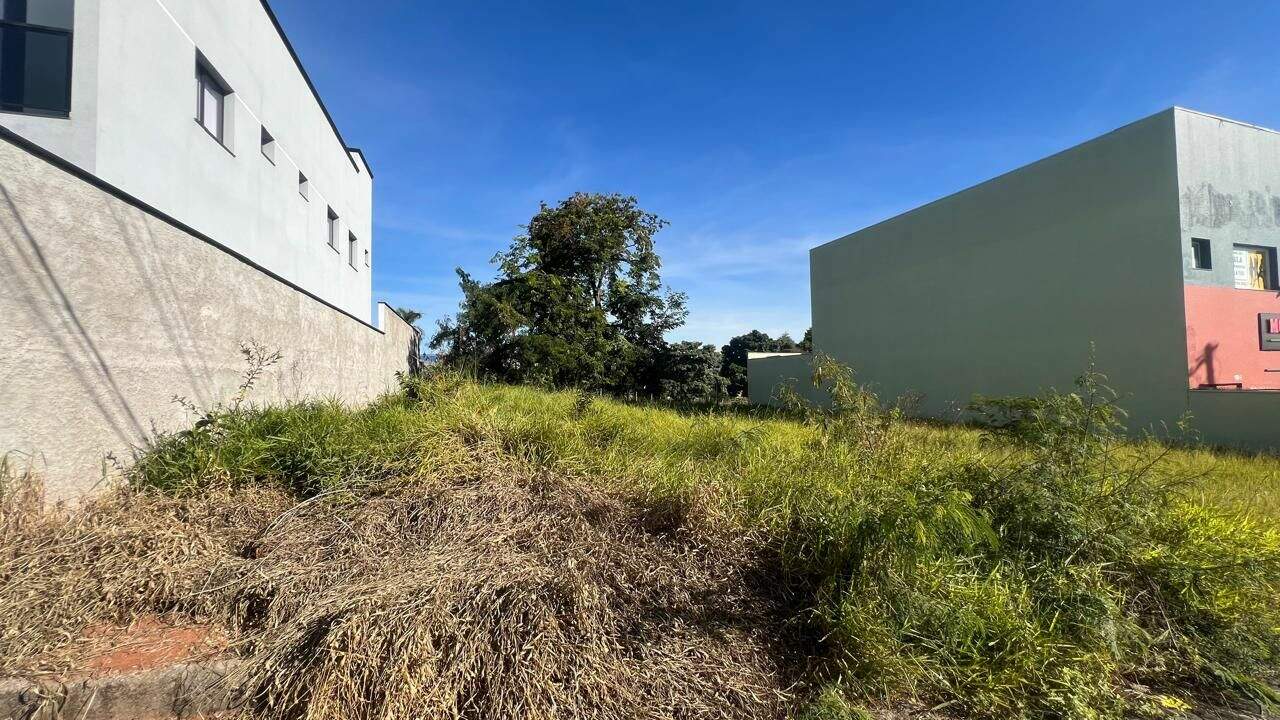 Terreno para aluguel no Jardim Itália: 