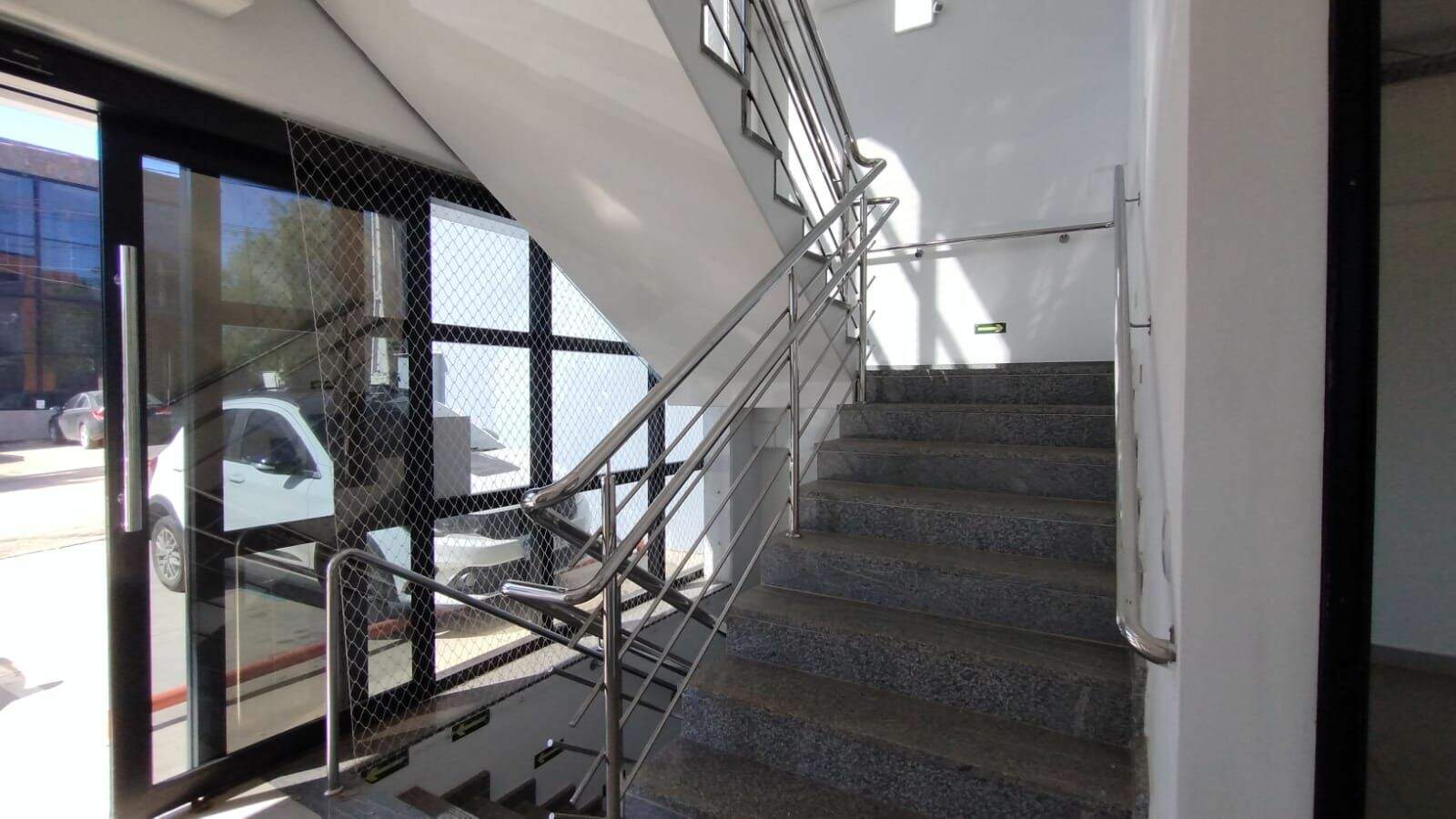 Prédio para aluguel no Parque das Vinhas: 