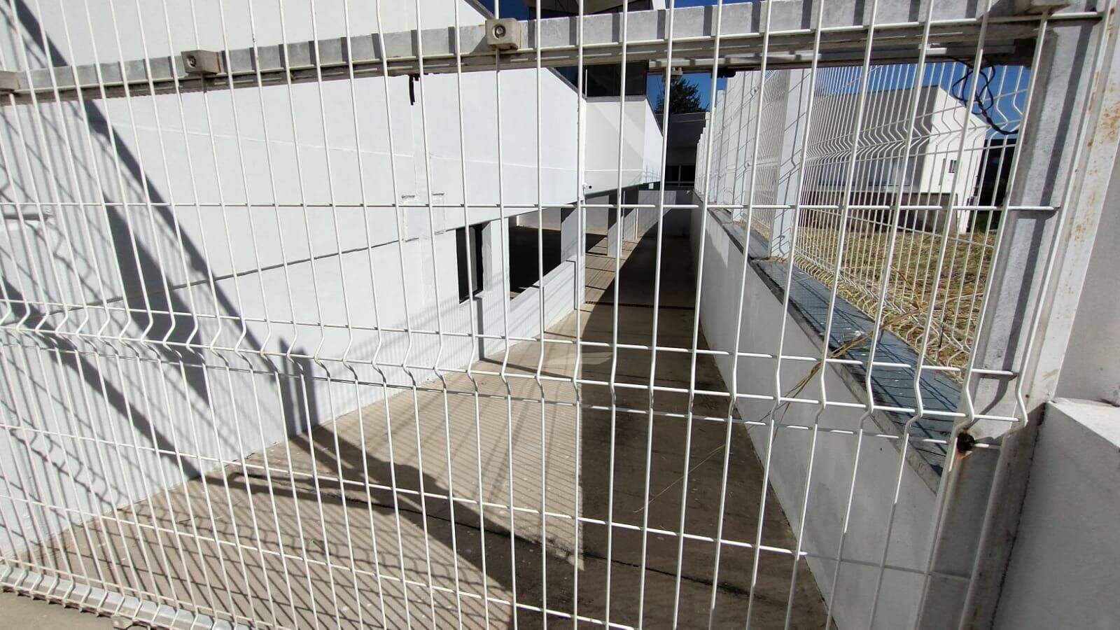 Prédio para aluguel no Parque das Vinhas: 