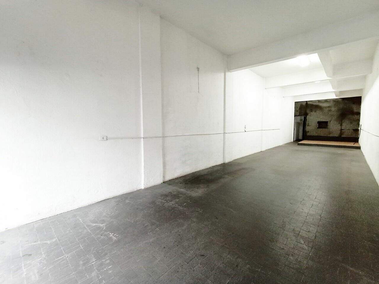 Sala para aluguel no Centro: 