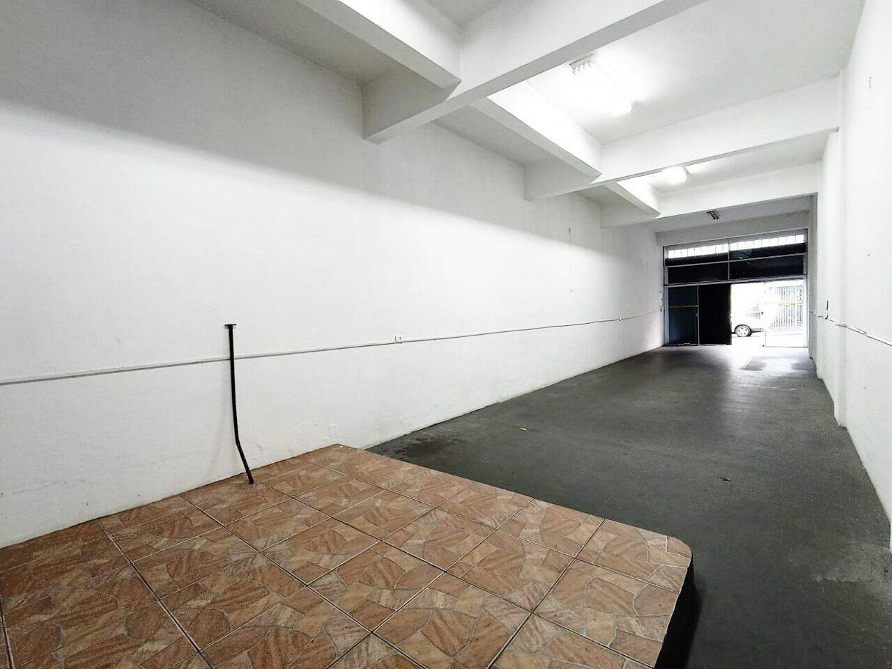 Sala para aluguel no Centro: 