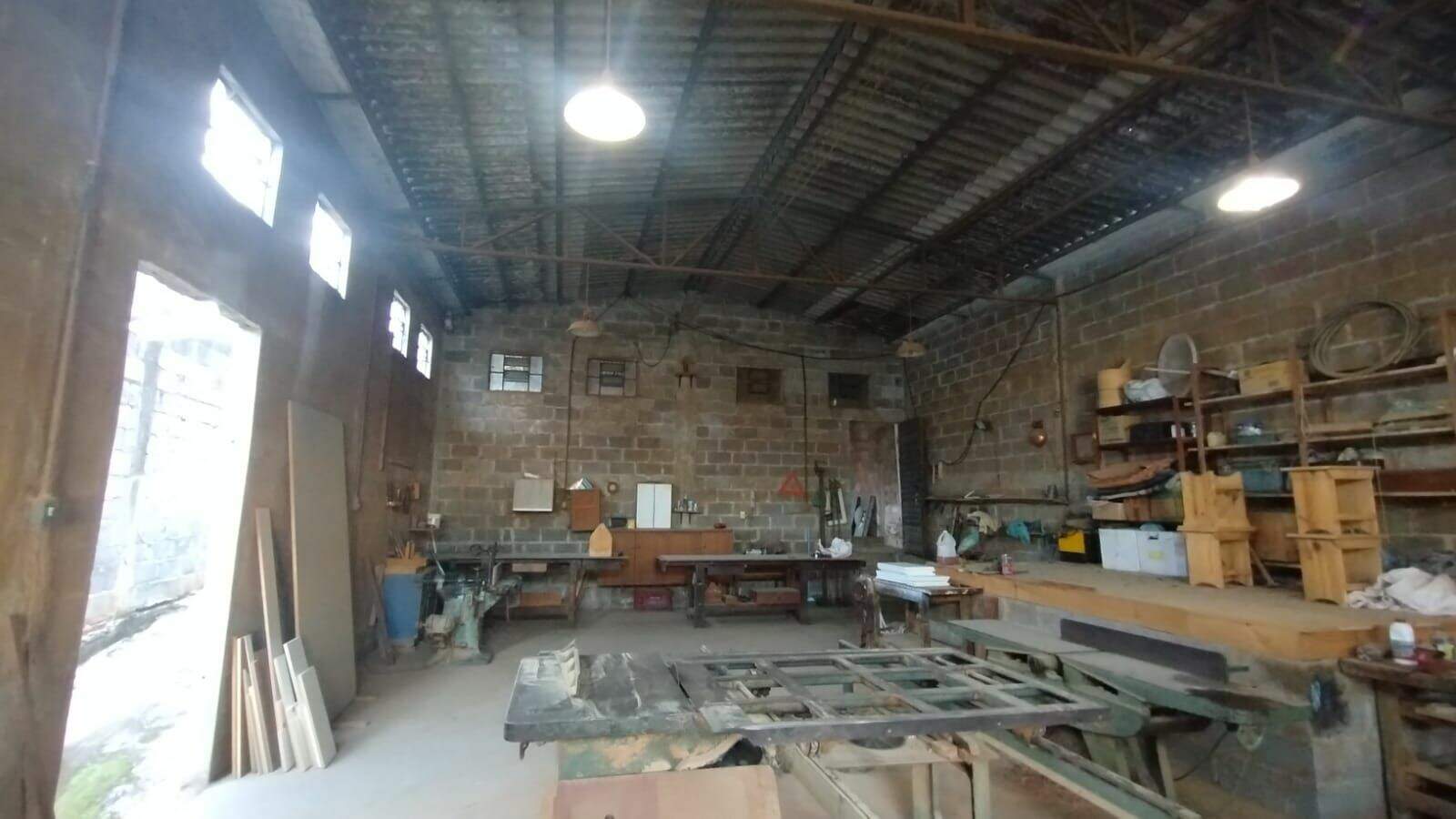 Salão para aluguel no Jardim Tarumã: 