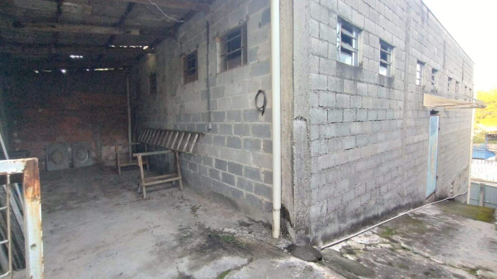 Salão para aluguel no Jardim Tarumã: 