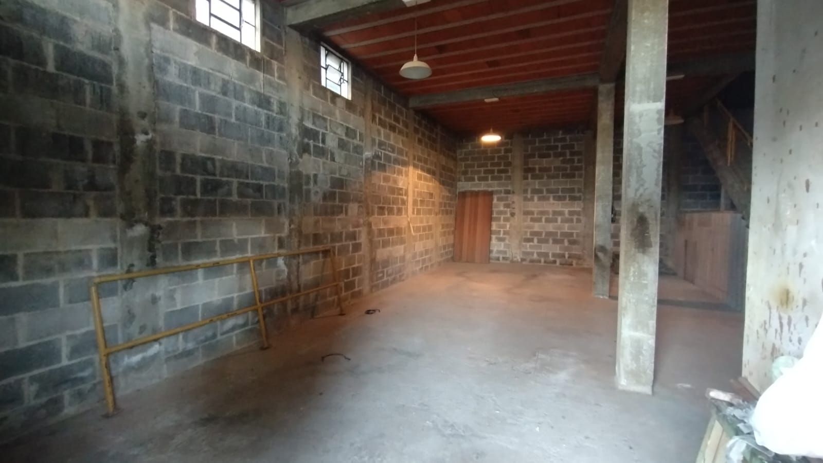 Salão para aluguel no Jardim Tarumã: 