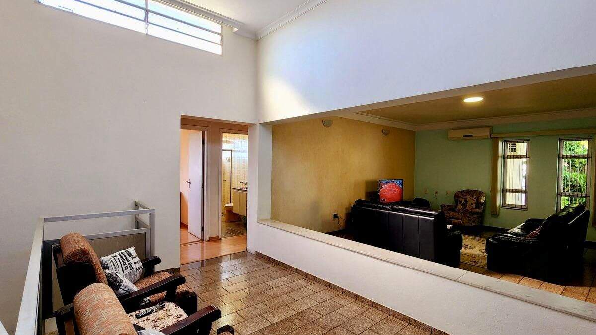 Casa para aluguel no Jardim Estádio: 