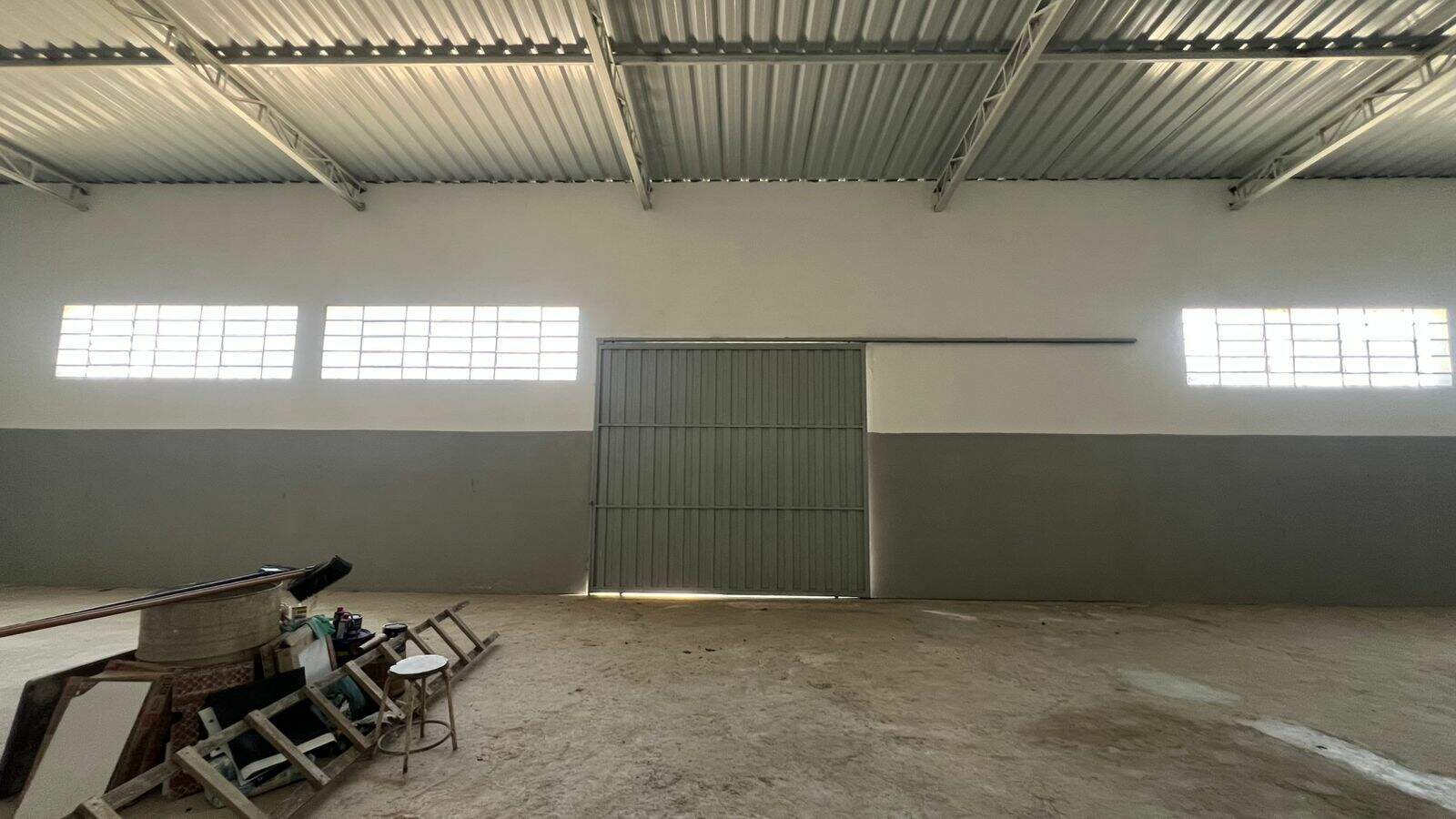 Salão para aluguel no Vila Santa Terezinha: 