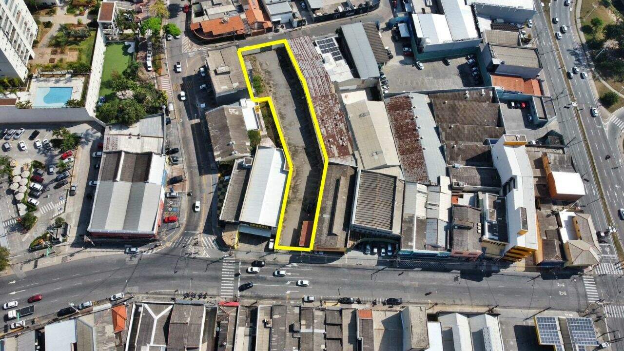 Terreno para aluguel no Centro: 