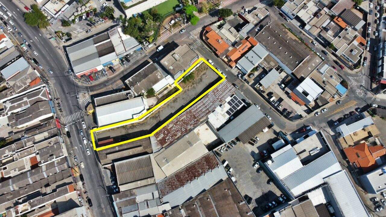 Terreno para aluguel no Centro: 