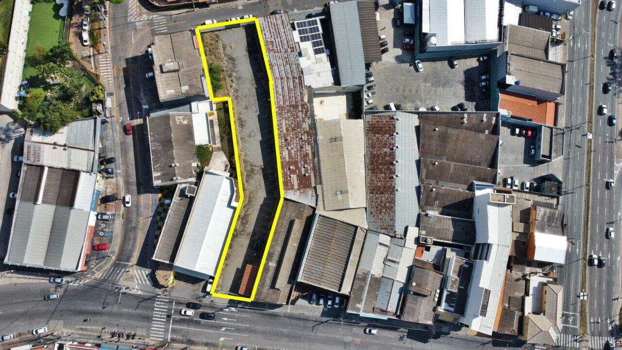 Terreno para aluguel no Centro: 