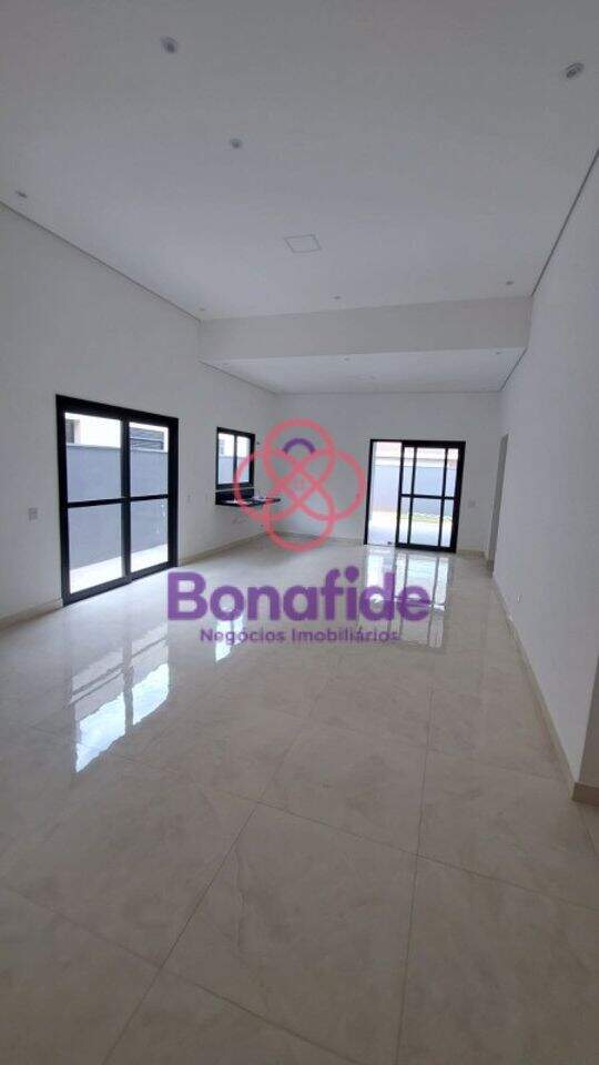 Casa à venda no Jardim Primavera: 