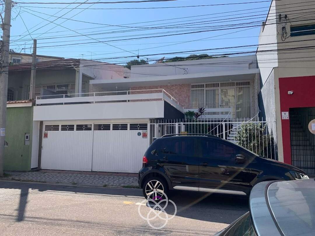 Casa à venda no Anhangabaú: 