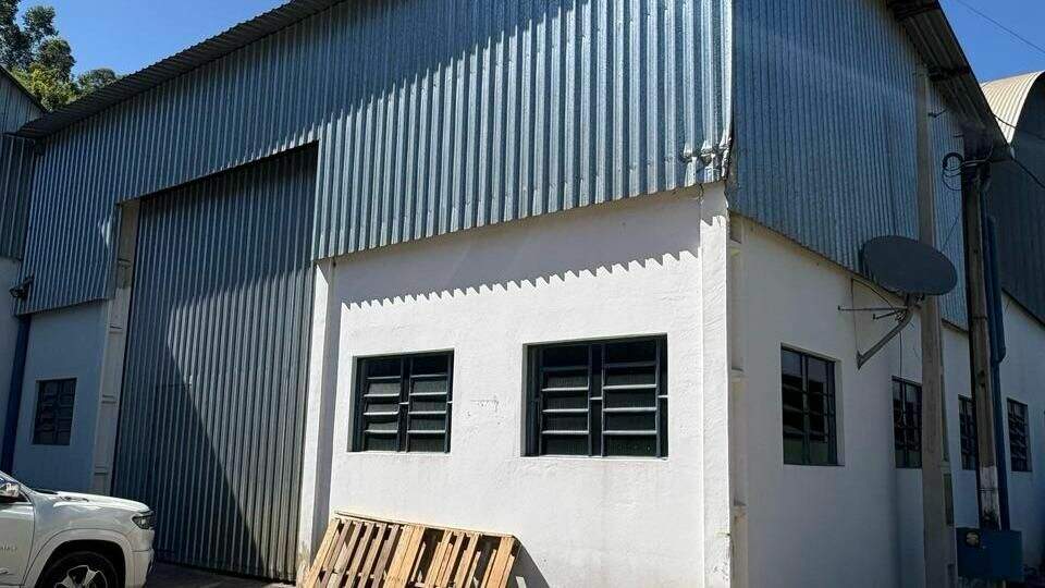 Galpão para aluguel no Chácara São João: 