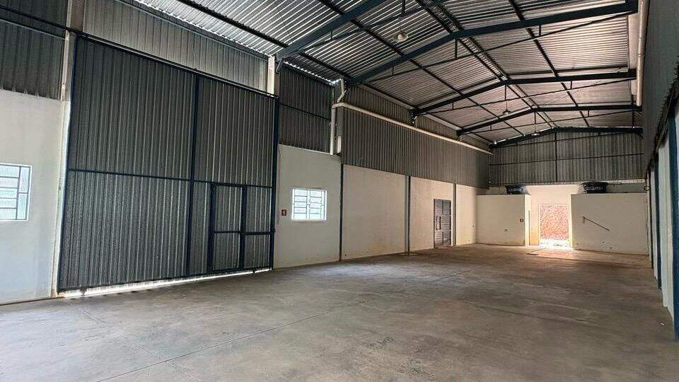 Galpão para aluguel no Chácara São João: 