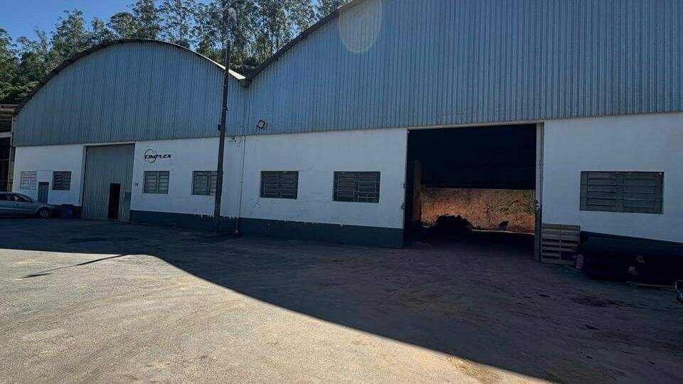 Galpão para aluguel no Chácara São João: 