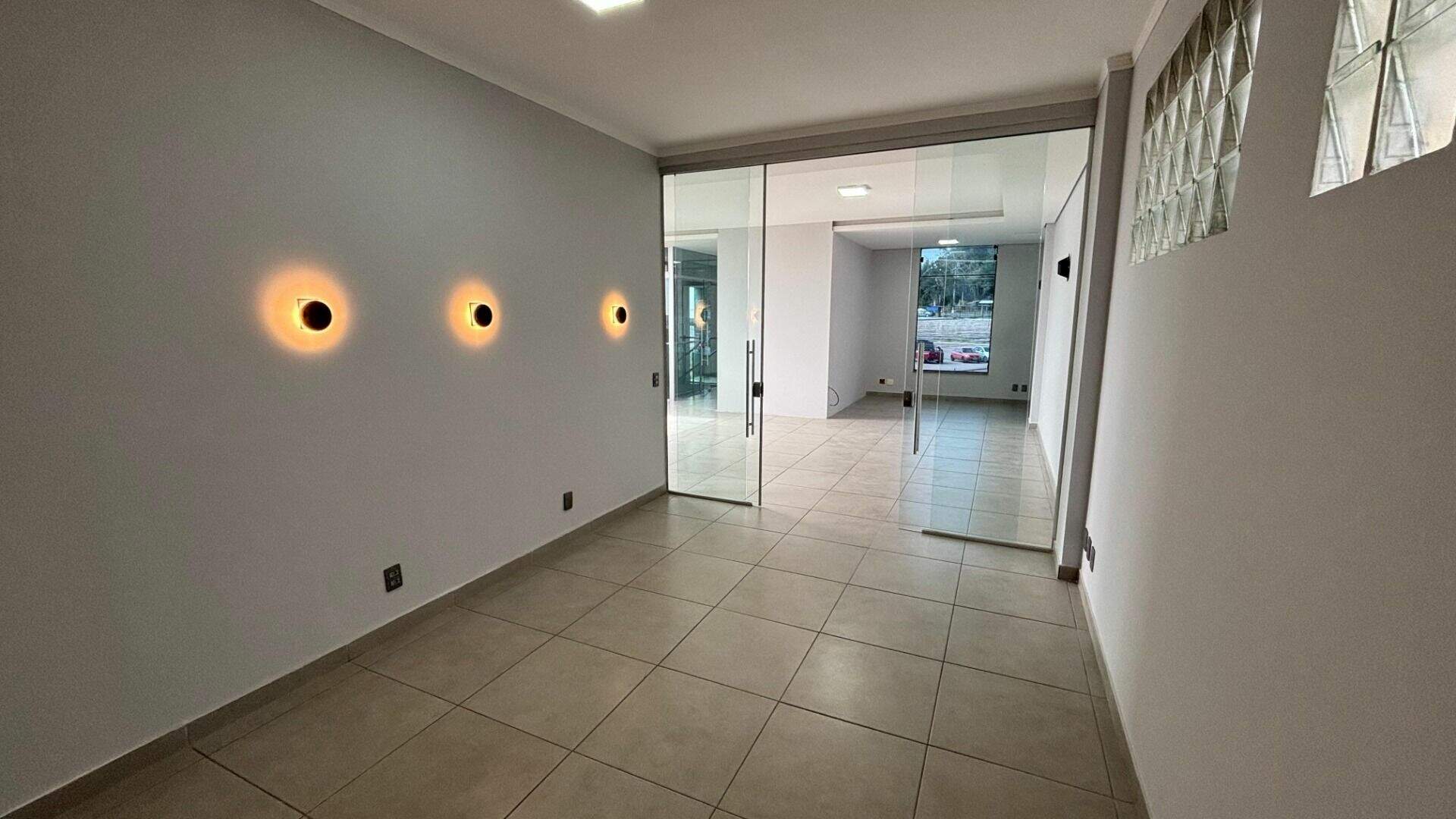 Salão para aluguel no Parque Eloy Chaves: 