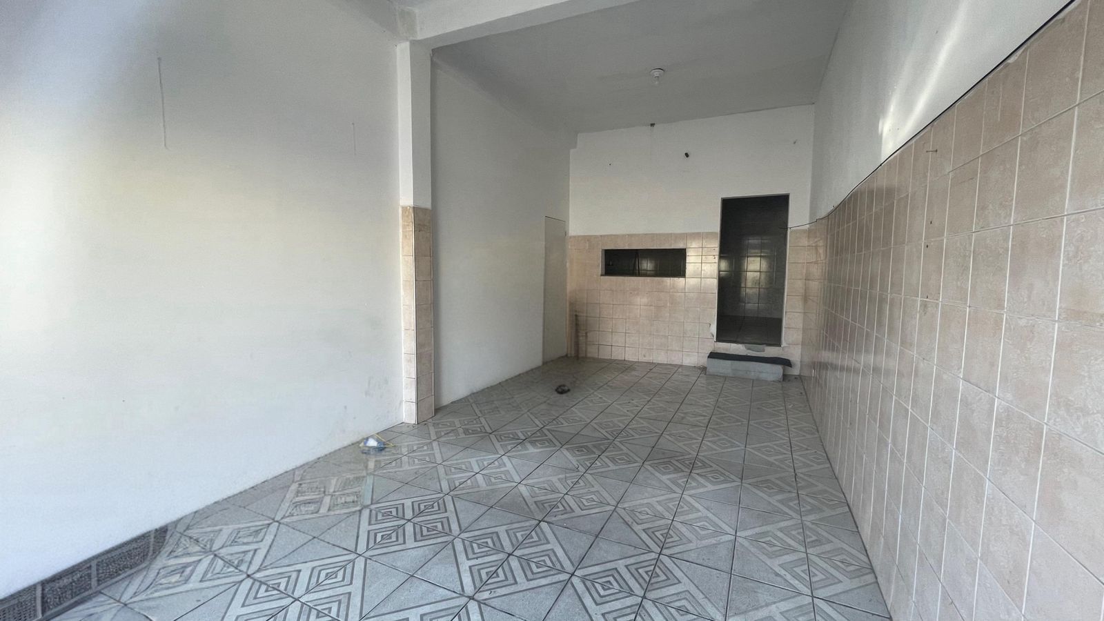 Salão para aluguel no Jardim Tarumã: 