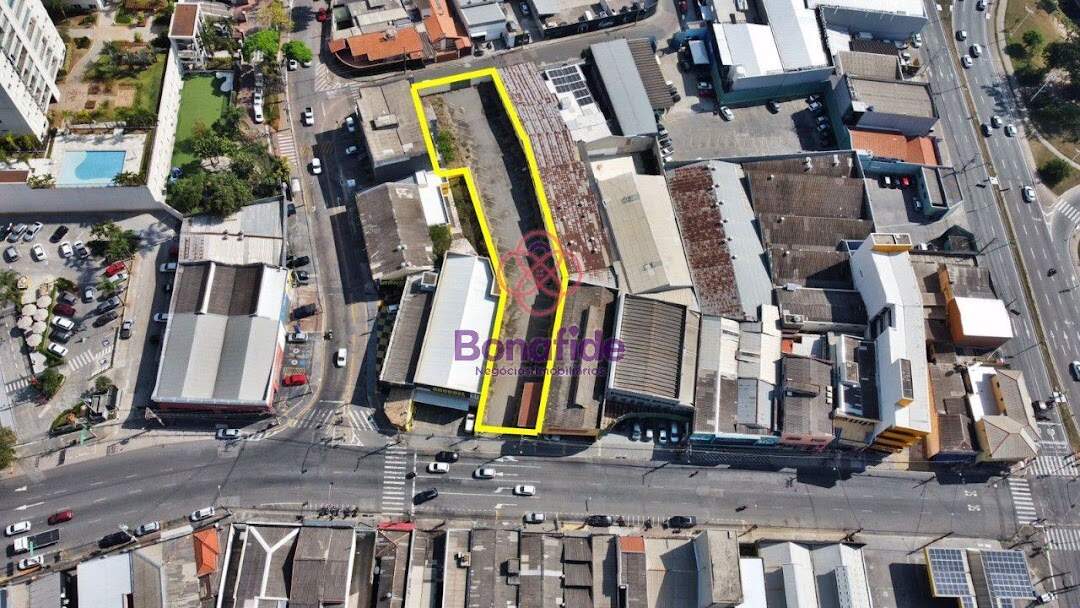 Terreno à venda no Centro: 