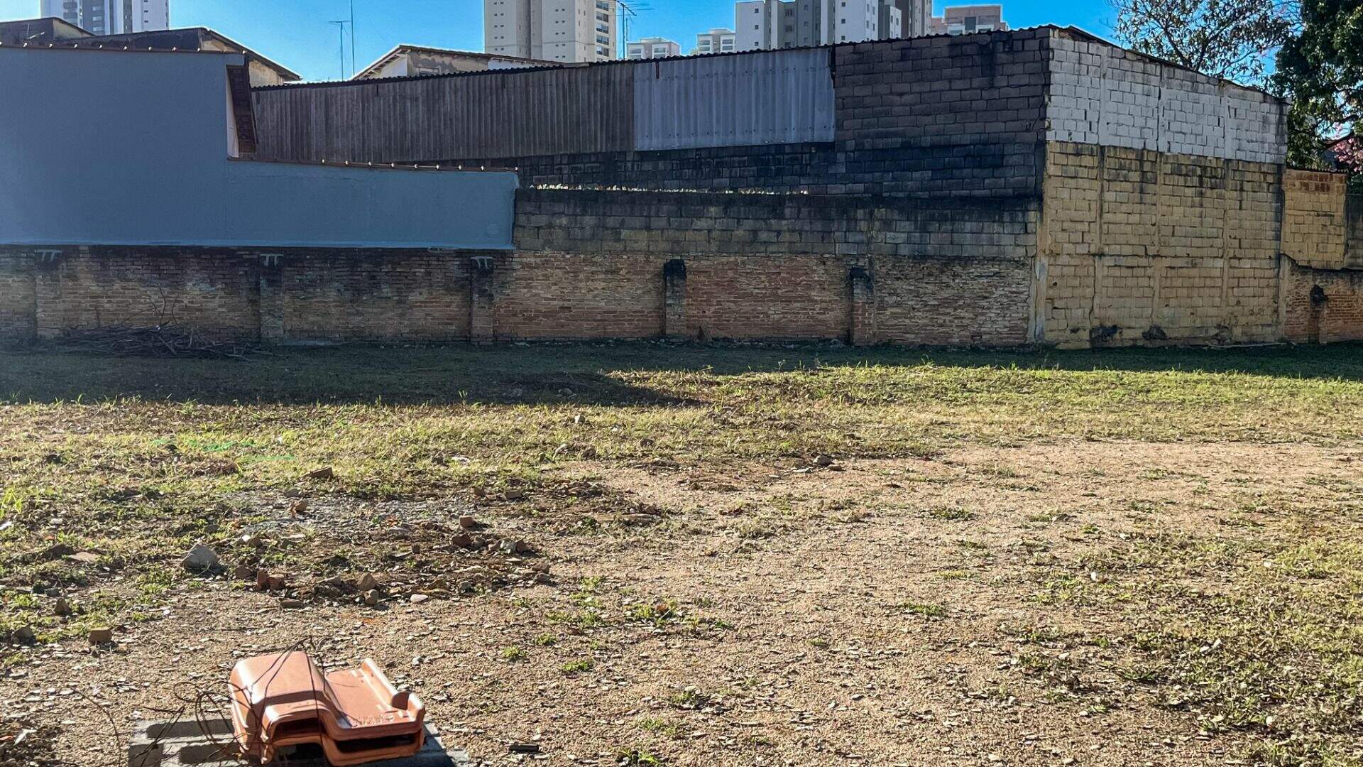 Terreno para aluguel no Vianelo/Bonfiglioli: 