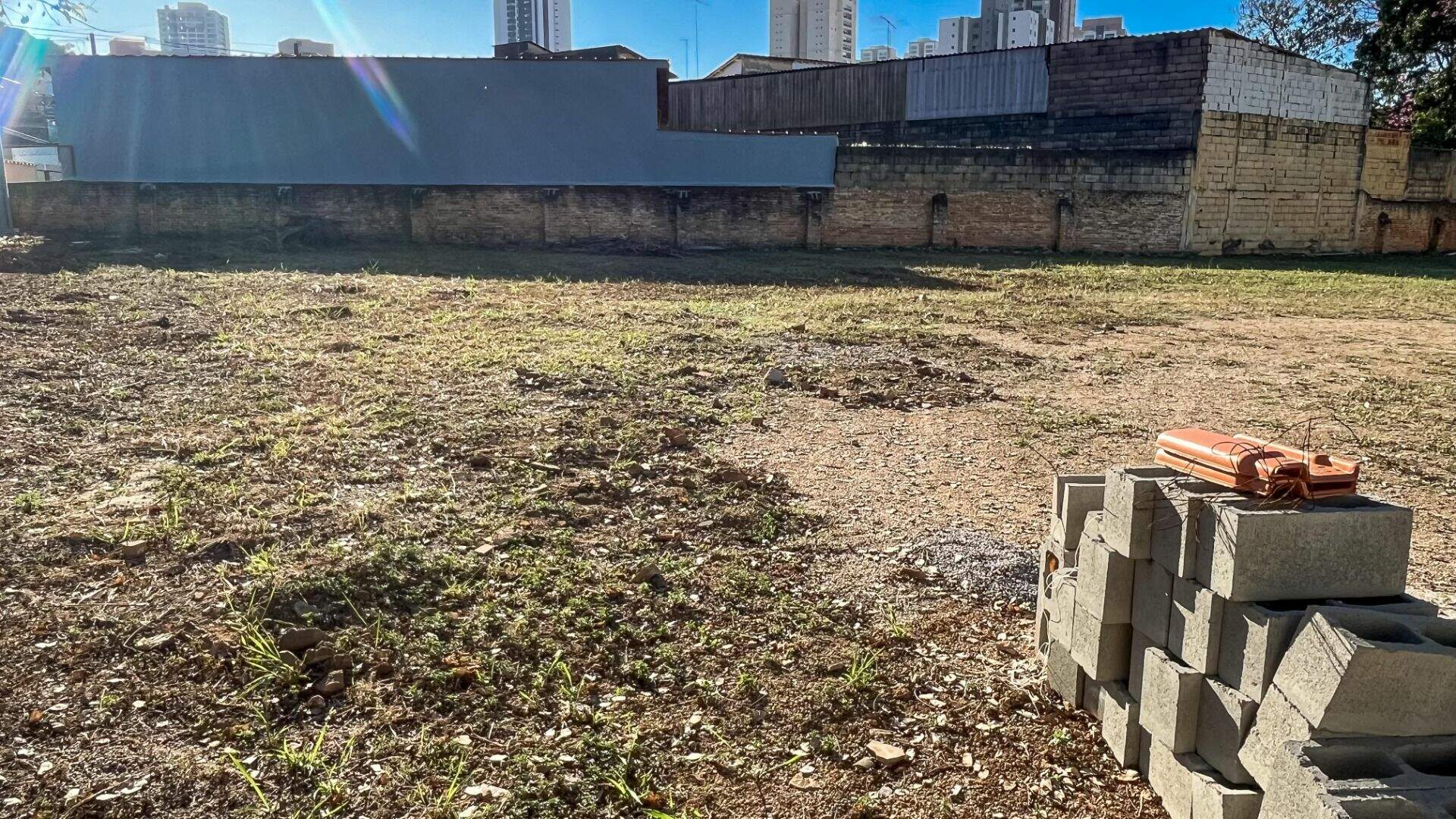 Terreno para aluguel no Vianelo/Bonfiglioli: 