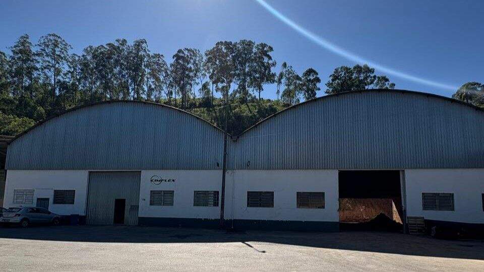 Galpão para aluguel no Glebas: 