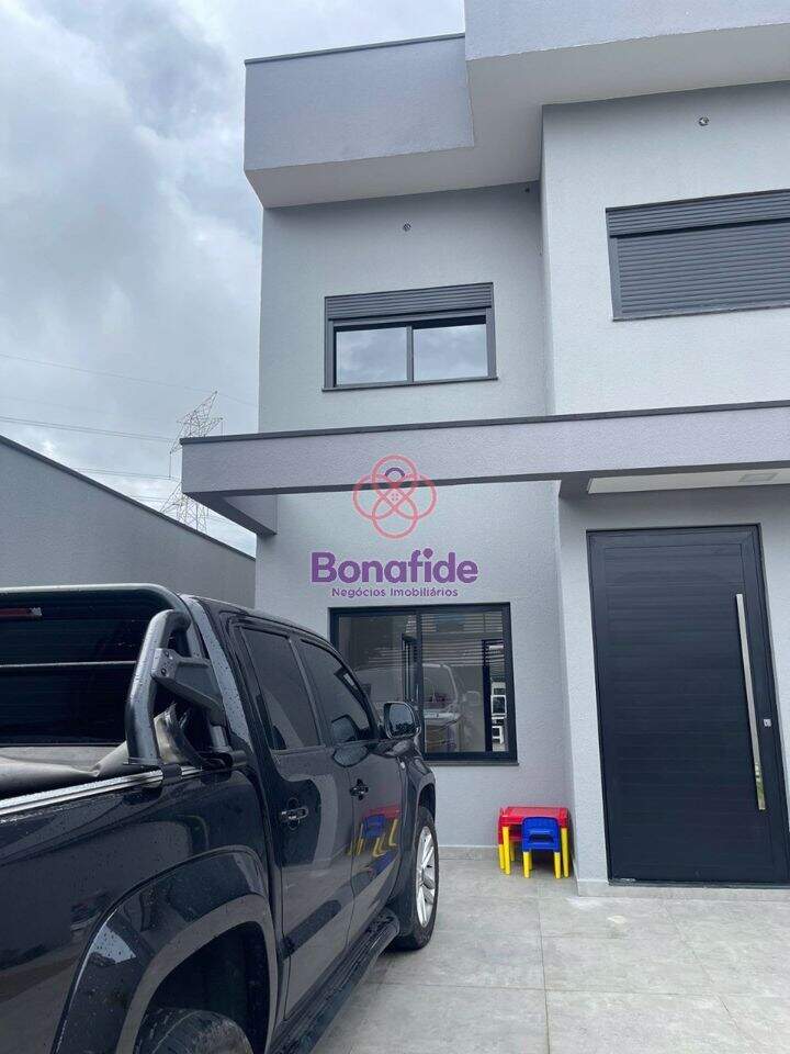 Casa à venda no Jardim Alice: 