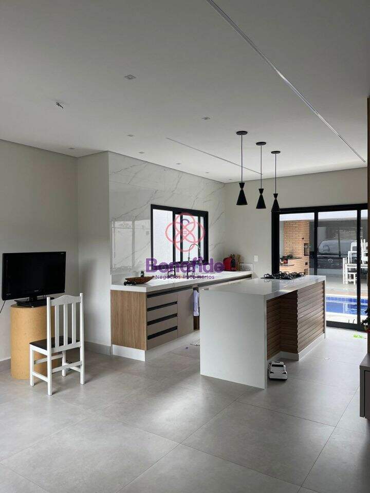 Casa à venda no Jardim Alice: 