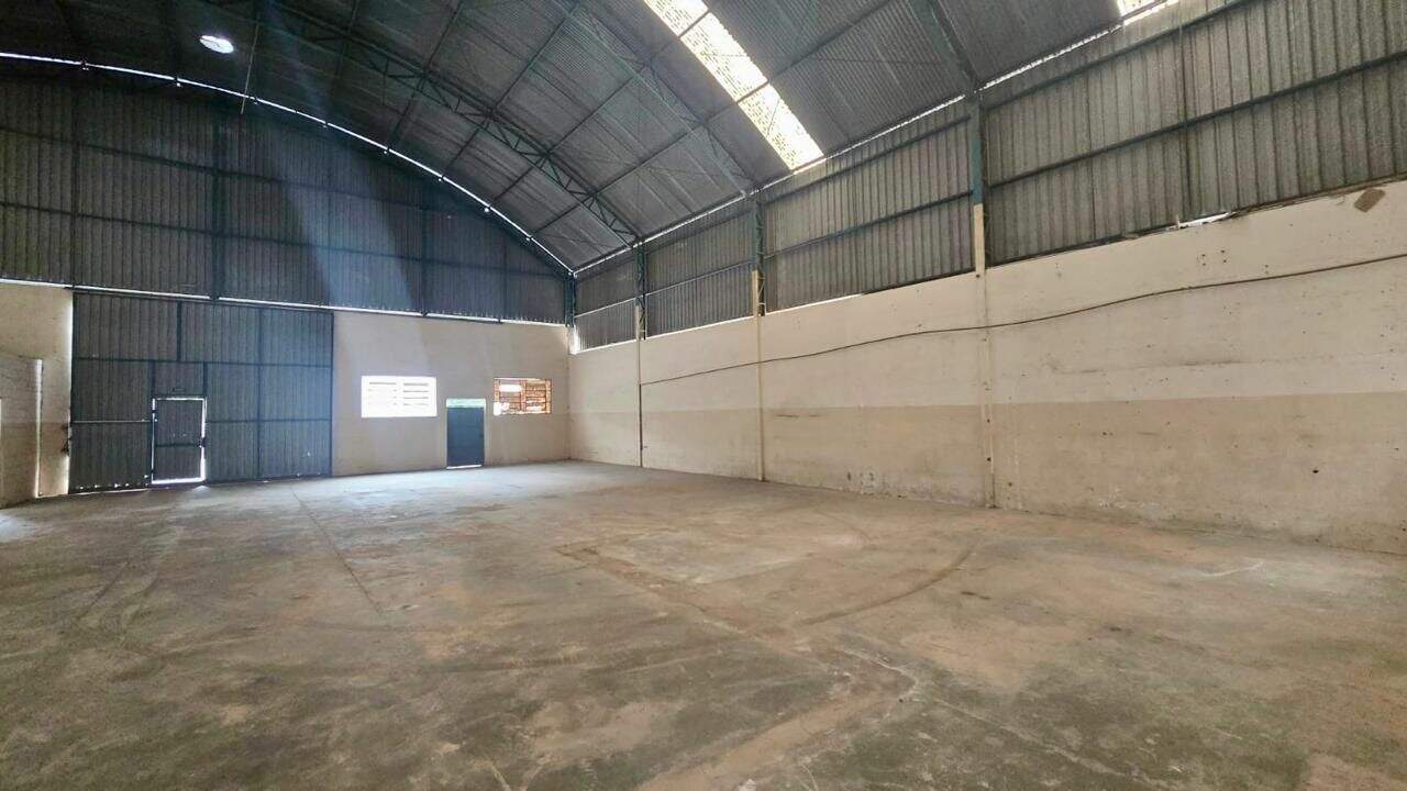 Galpão para aluguel no Glebas: 