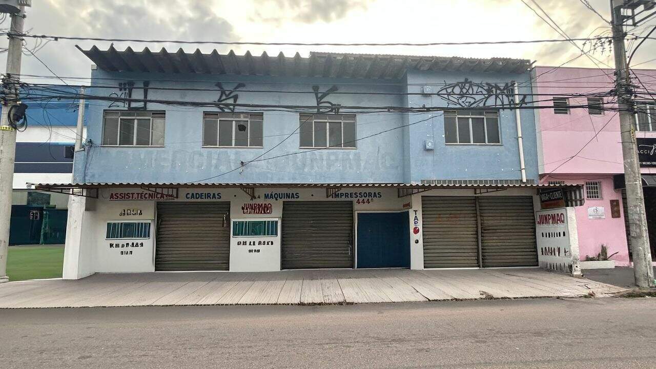 Salão para aluguel no Vila Vianelo: 