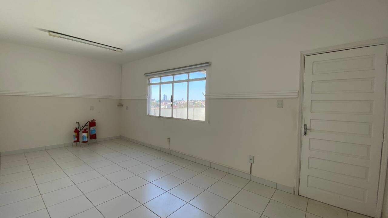 Casa para aluguel no Vila Rami: 