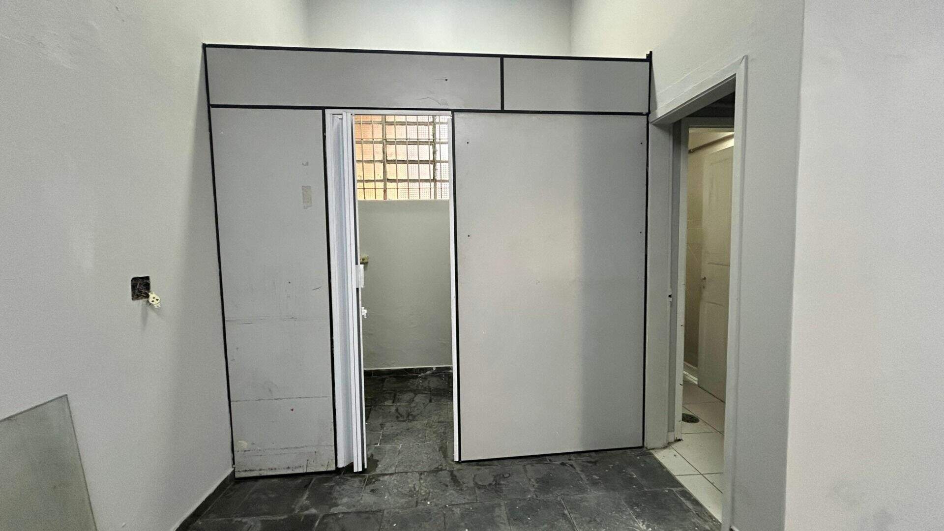 Salão para aluguel no Centro: 