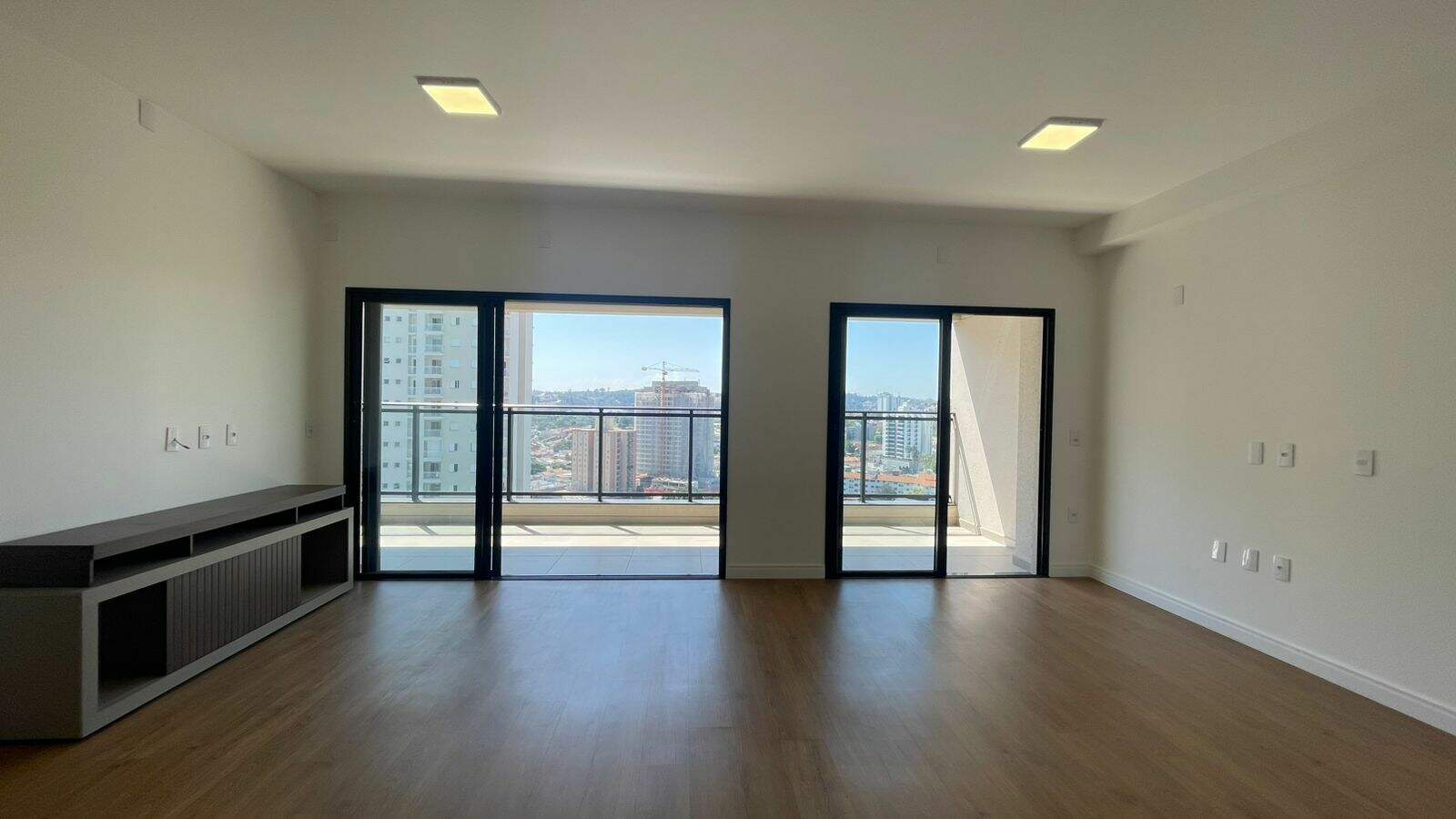 Apartamento para aluguel no Jardim Campos Elísios: 