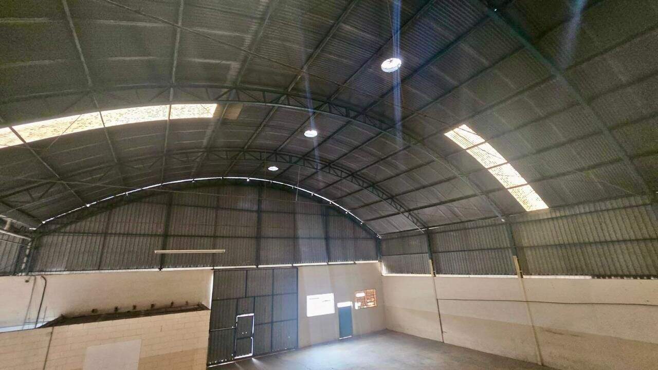 Galpão para aluguel no Glebas: 