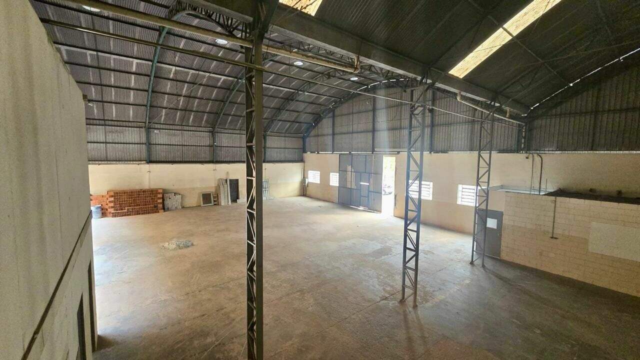Galpão para aluguel no Glebas: 
