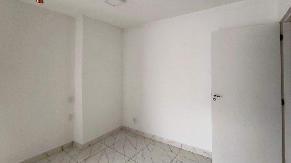 Sala para aluguel no Jardim Paris: 