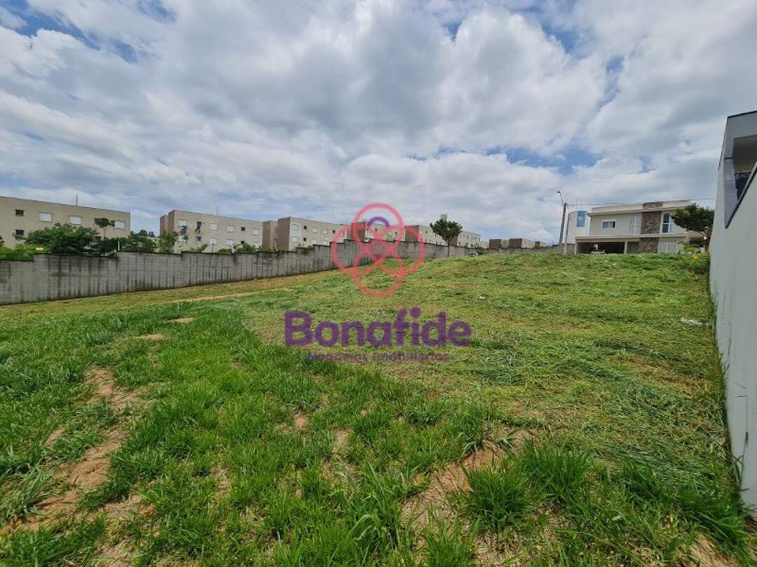 Terreno à venda no Jardim Primavera: 