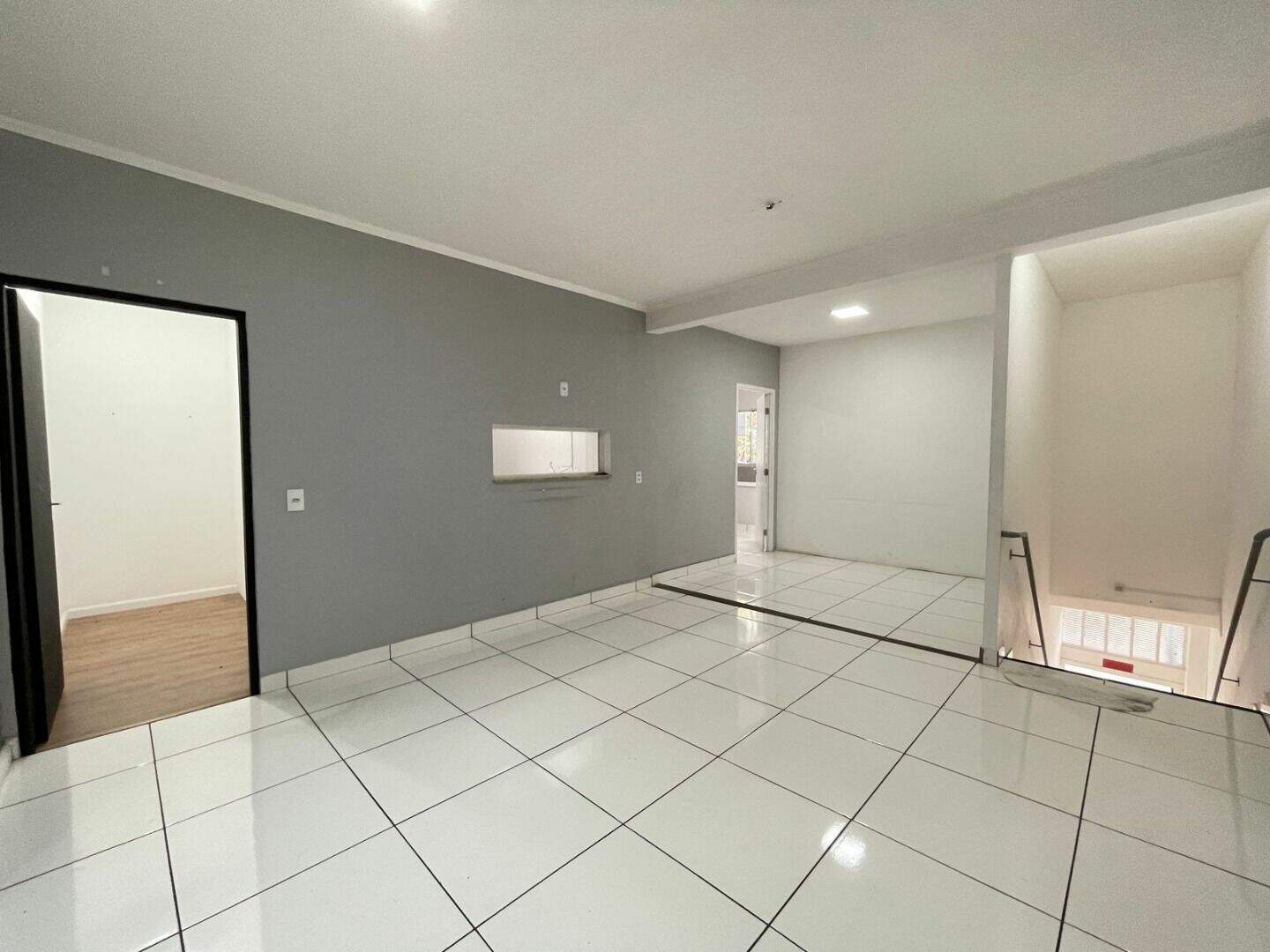 Loja para aluguel no Loteamento Reserva Ermida: 