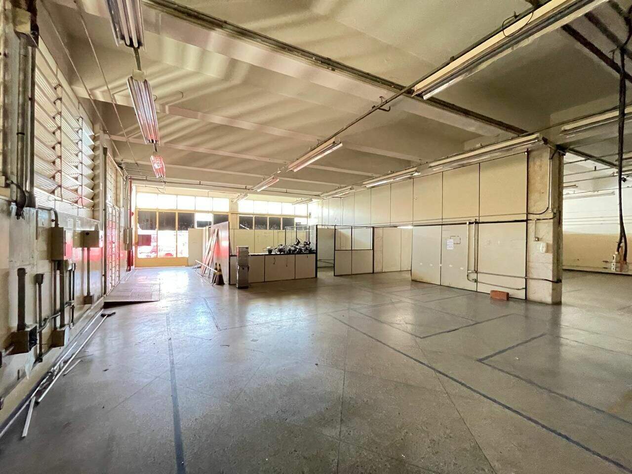 Salão para aluguel no Centro: 