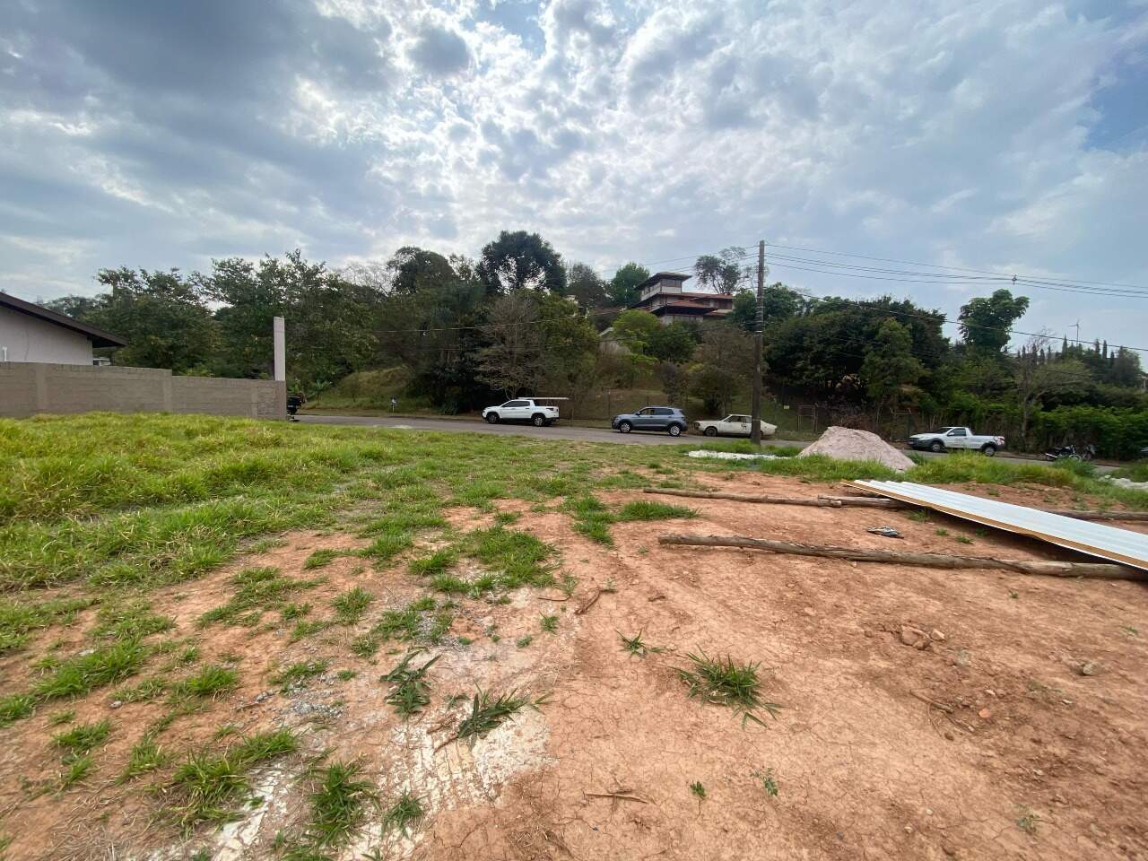 Terreno à venda no Chácara Malota: 