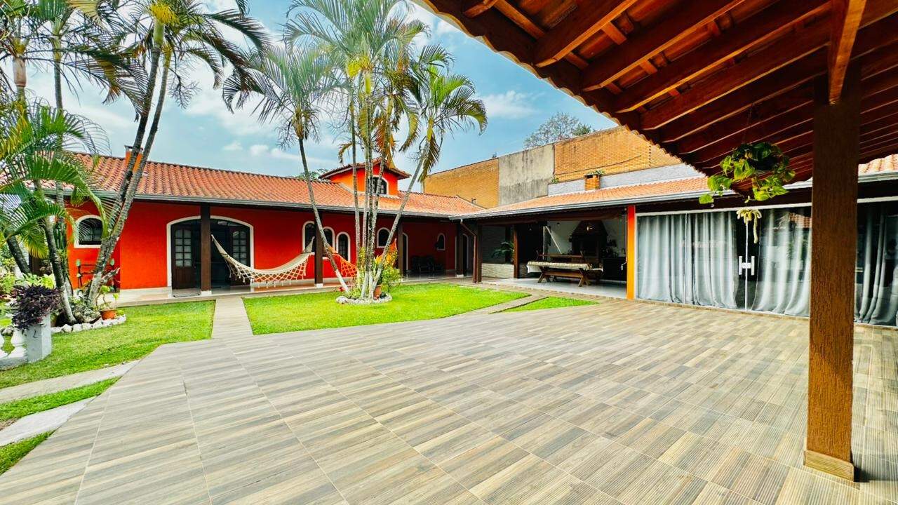 Chácara à venda no Centro: 